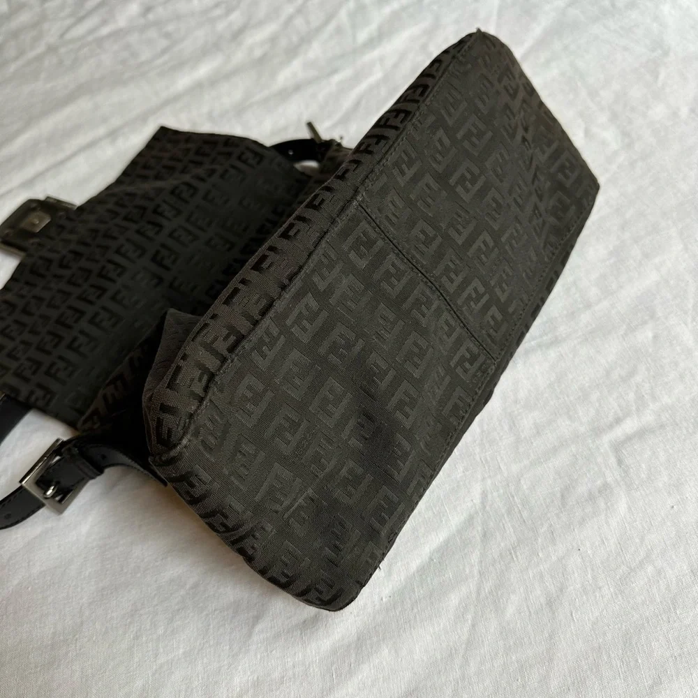 Fendi Zucca Mama bag black - Picture 8 of 11